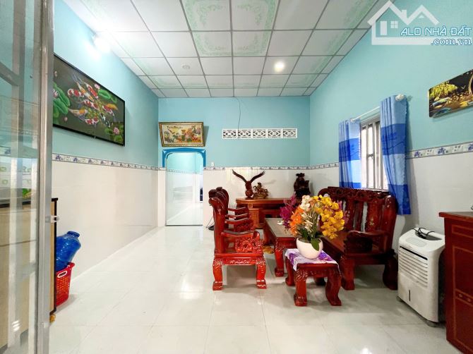 Bán nhà Mỹ Hạnh Nam, Đức Hòa nở hậu 5,7m (175m2) 1ty650, Long An - 3