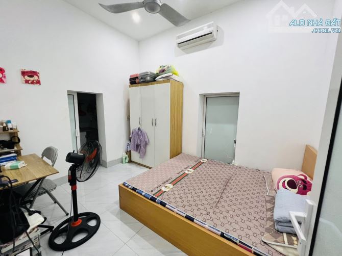 Cực Hiếm MP Minh Khai 35M2 4T Vỉa Hè Đá Bóng KD Đỉnh Giá 16 Tỷ - 3