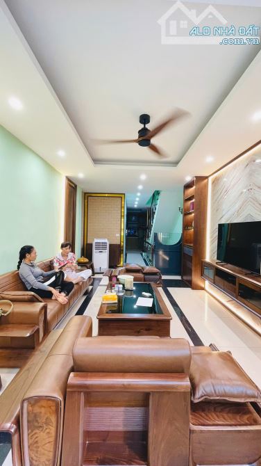 Bán Gấp NHà 4 Tầng, Lô Góc Phố Hoàng Quốc Việt, Nghĩa Đô 56m2 Đường 7m vỉa hè to, hơn 16tỷ - 4