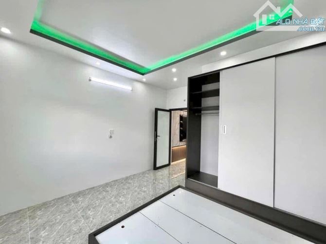 nhà trệt lầu 3 phòng ngủ trục chính hẻm 388 đường nguyễn văn cừ - 6