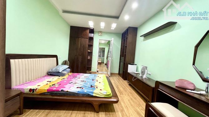 Bán Gấp NHà 4 Tầng, Lô Góc Phố Hoàng Quốc Việt, Nghĩa Đô 56m2 Đường 7m vỉa hè to, hơn 16tỷ - 7