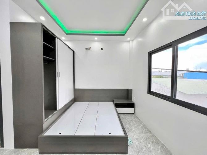 nhà trệt lầu 3 phòng ngủ trục chính hẻm 388 đường nguyễn văn cừ - 8