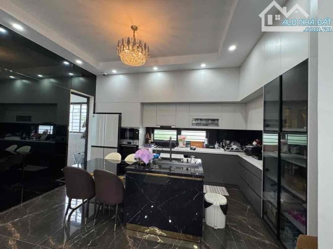 Nhà ngay sông Hàn, gần cầu Thuận Phước, Sơn Trà - 8