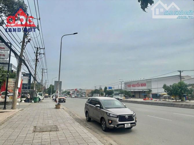 NP124 🆘 Bán nhà mặt tiền QL 1A gần 600m2 Long Bình  - biên hoà - đồng nai  + Vị trí đẹp g