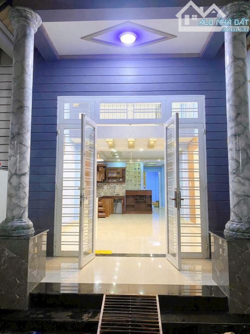 Bán Nhà nhà gác lửng sổ hồng riêng đồng sỡ hữu 3 nhà kp9 phường Tân Phong.