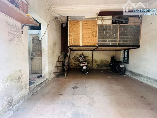 BÁN NHÀ VÕ THỊ SÁU - CĂN GÓC - NHÀ DÂN XÂY - SỔ ĐỎ ĐẸP -10M OTO TRÁNH DỪNG ĐỖ GIÁ CHỈ 3.7T