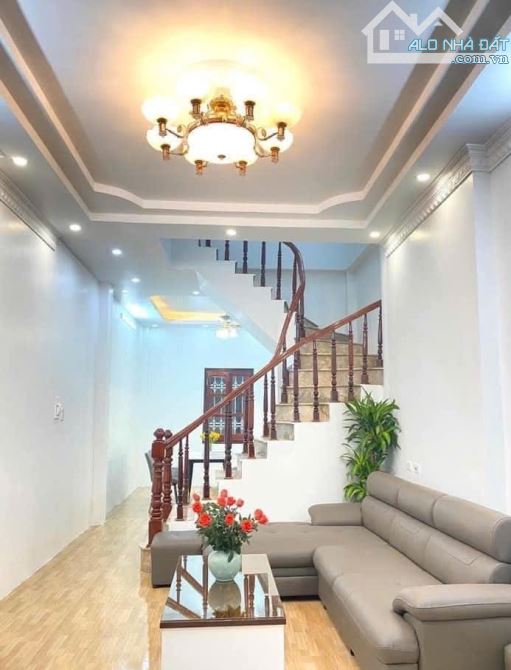 Nhà đẹp ở ngay Xuân Phương 43m x 5T MT 4,1 Ô TÔ gần, ở sướng 7,5 tỷ