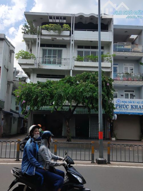 BÁN NHÀ MẶT TIỀN MINH PHỤNG – QUẬN 11, DT 4.7 x 14m NỞ HẬU, GIÁ TỐT 18.6 TỶ!