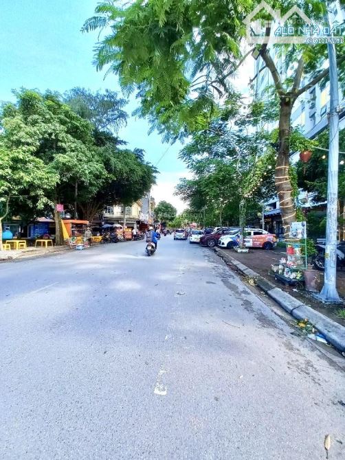 Bán nhà Linh Đường Hoàng Mai-42m - Mặt hồ Linh Đàm- Duy nhất - Hiếm cực hiếm-Vip- Chủ Nhiệ