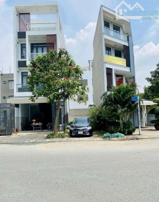Bán đất mặt tiền kinh doanh, Dĩ An, Bình Dương, giá ưu đãi 6,6 tỷ, 80m2 siêu hot