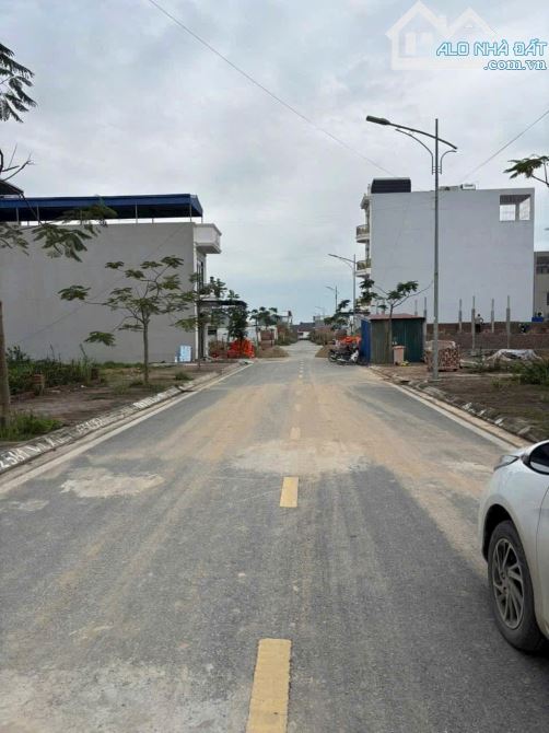 Bán lô xẻ khe 6lk11 TDC Áp Tràn Bắc Sông Cấm Thủy Nguyên gúa chỉ 3,4x tỷ