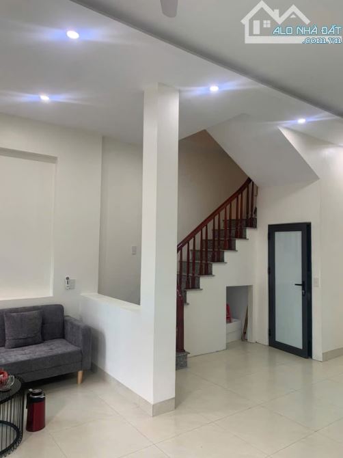 CHÍNH CHỦ GỬI BÁN CĂN NHÀ 3 TẦNG MỚI ĐẸP TẠI PHÚ XUÂN TP THÁI BÌNH – GIÁ CHỈ 1.55 TỶ