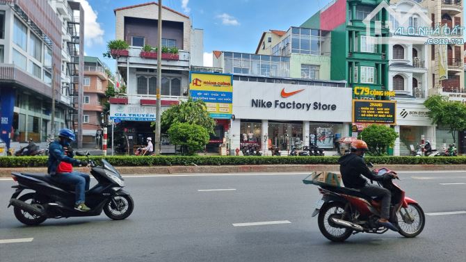 ✨🏡✨ Cần bán Nhà Phố Nhà Mặt Tiền, đường Hoàng Hoa Thám, P.13, Tân Bình