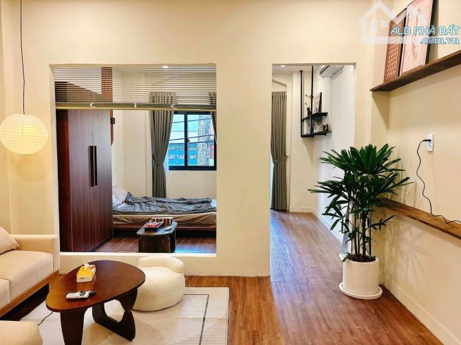 Căn hộ cao cấp  Pasteur,Bến Nghé, Quận 1: 2p ngủ,NTCC,18tr/th