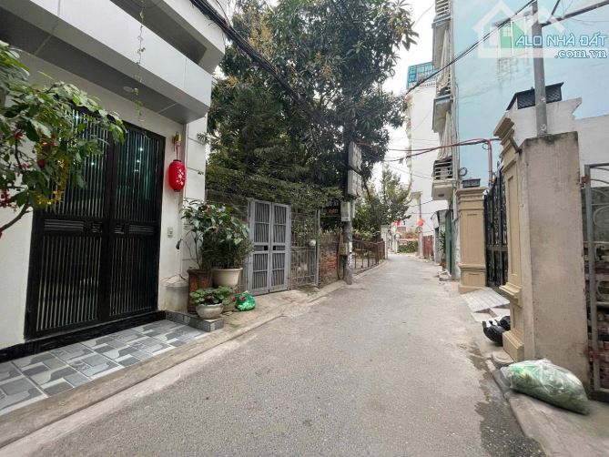 SIÊU PHẨM 💯💯 BÁN ĐẤT VIỆT HƯNG - LONG BIÊN 60m2 x MT 4m, VUÔNG VẮN, NỞ HẬU NHẸ 💸 9.7 TỈ