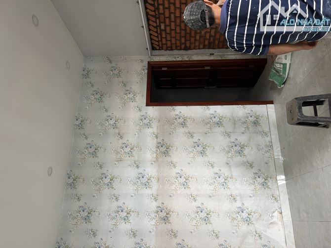 Bán nhà cấp 4 hẻm xe tải tránh nhau 2 đầu. 4 x 20 = 80m2. 6.8 tỷ