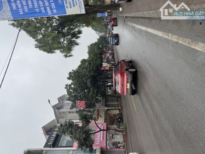 Ô Tô Tránh-Kinh Doanh,Gần ĐHNN.Bán Nhà Khu 31ha Trâu Quỳ,Dt 83m,Giá 16 Tỷ.