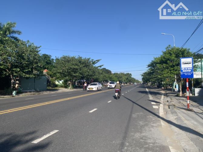 Bán lô đất 3,4 tỷ/150 m2 mặt tiền Nguyễn Tất Thành - TP Hội An.