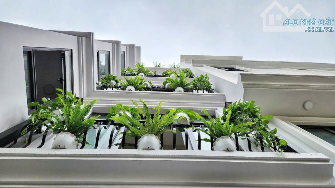 Bán nhà phố Sài Đồng - Long Biên thiết kế hiện đại, ngõ ô tô thông