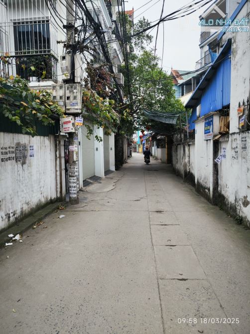 Bán đất Vĩnh Quỳnh, Thanh Trì - tặng nhà cấp 4, kinh doanh, 40m