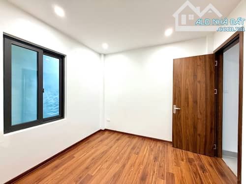 Cần bán em LÁNG giềng 52m2x4tầng , Mt 4m , giá chỉ 13tỷ - 11
