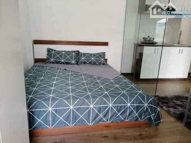 Bán nhanh, CCMN đang hoàn thiện ngõ 14/84 Mễ Trì Hạ, 49m, mt 5.9m, 12p khép kín, 12 tỷ - 1