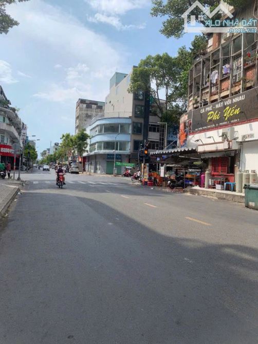 Chuyển nhượng Building mặt tiền đường Huỳnh Mẫn Đạt, Quận 5. DTSD: 2657M2. Hầm 7 tầng - 1