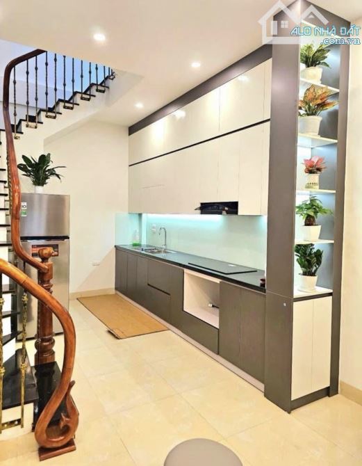 NHÀ ĐẸP khu Cổ Nhuế 30m2 5 tầng giá 5.5 tỷ - 1