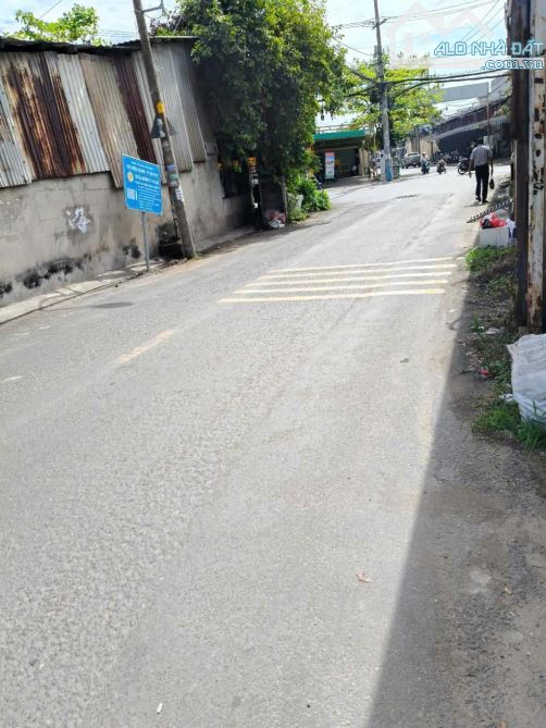 BÁN XƯỞNG+NHÀ KHO+ ĐẤT TỔNG 4000M2- TRẦN VĂN MƯỜI HÓC MÔN- BÁN GẤP GIÁ RẺ - 1