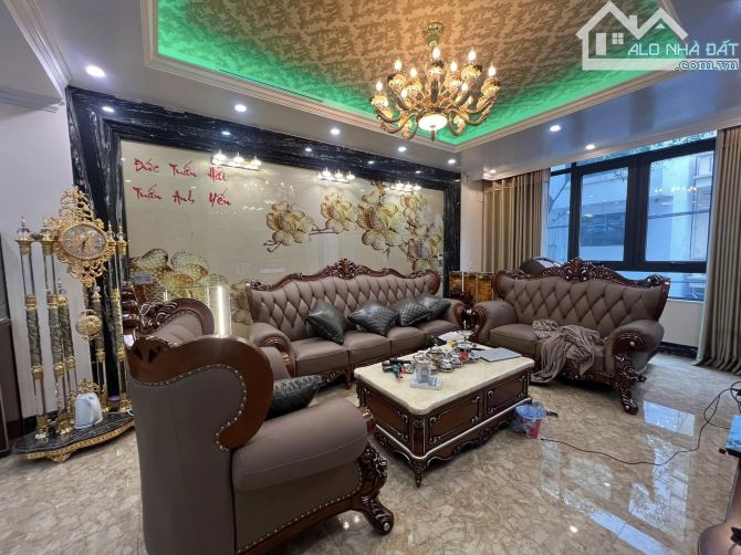 🏠 Lô Góc, Phố Hoàng Quốc Việt - KĐT Nam Cường, 62m2, MT 20m, 5 Tầng, Gara OTO, 18.9 tỷ - 1