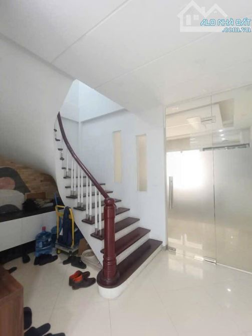 BÁN GẤP NHÀ CHÙA LÁNG ĐỐNG ĐA 50m2, 5 TẦNG MẶT TIỀN 4,5m GIÁ  15.9 TỶ - 1