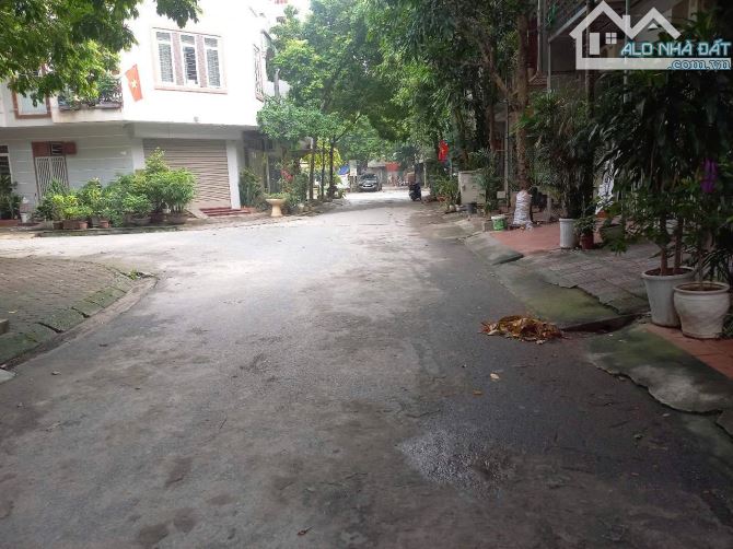 BÁN ĐẤT DỊCH VỤ BỜ HỘI LA KHÊ 45M2, MT4, KINH DOANH ĐẸP, PHÂN LÔ, SÁT PARKCITY, HƠN 12 TỶ - 1