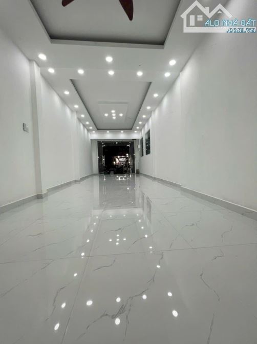 BÁN NHANH NHÀ MẶT TIỀN 4x28 TRỆT LẦU. GIÁ 12,9 TỶ TL - 1