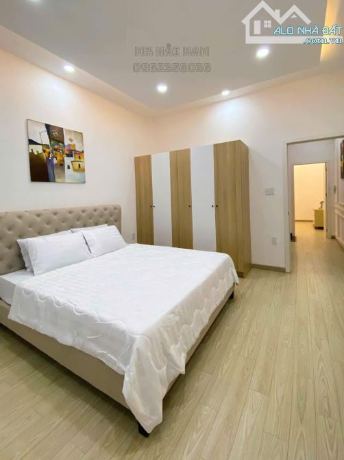 Đẹp nhất quận Hai Bà - Phố  Kim Ngưu DT 52m2 xây 5 Tầng 6 phòng G i á 8 tỷ - 1