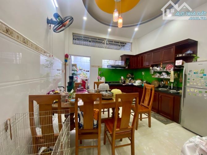 NHÀ ĐẸP 3 TẦNG 102M2(4.2X25)-CƯ XÁ PHÚ LÂM B-GIÁ 13.3 TỶ - 1