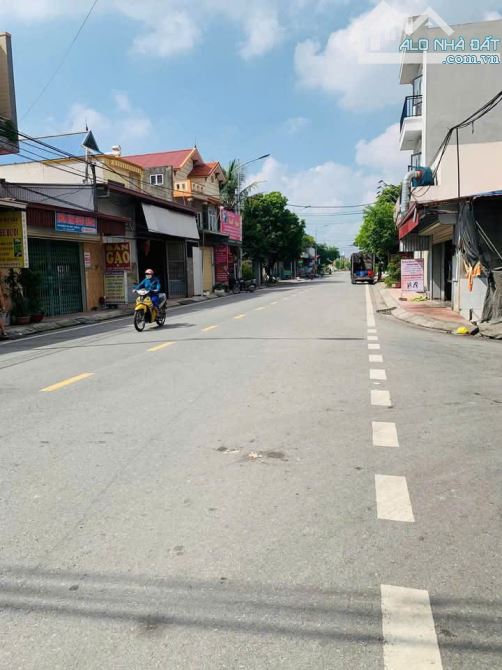 Hoa hậu  96m mặt trục chính UBND Nam Sơn, đối diện chợ Lương Quán - 1