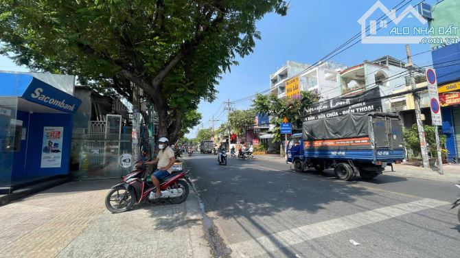 Cho thuê nhà MT đường Tỉnh Lộ 10 ( DT : 11 x 30m ) Vị trí siêu đẹp Vip - 1