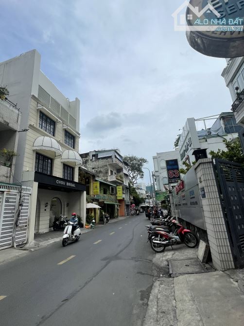 Bán Nhà Mặt Tiền Đường Lương Hữu Khánh Quận 1.DT:7,3x15m.Giá 59 Tỷ