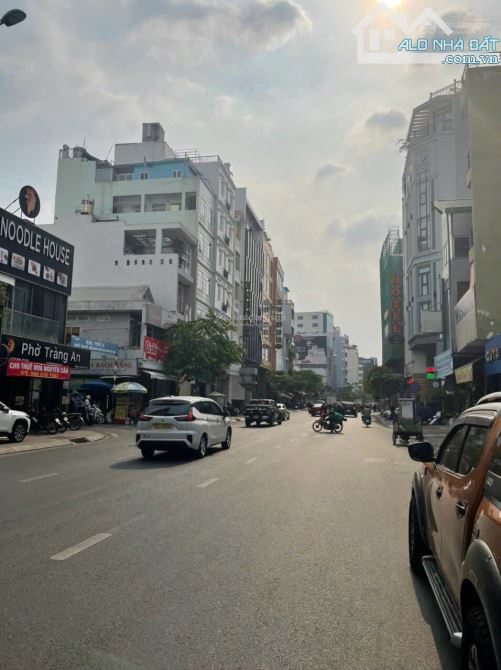 Cho thuê Tòa Nhà số 80 Bạch Đằng, P2, Tân Bình. Hầm, 7 tầng, thang máy, PCCC chỉ 85tr - 1
