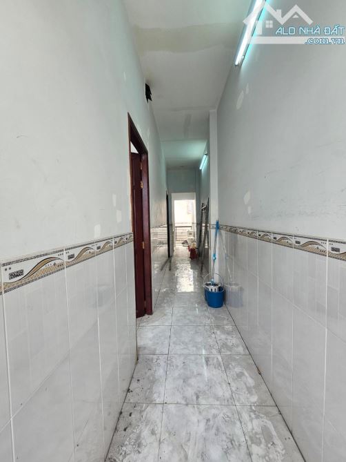 BÁN NHÀ BHHB BÌNH TÂN-NGAY HƯƠNG LỘ 80-GẦN NGUYỄN.T.TÚ-HXT8MTHÔNG-50M²-2LẦUBTCT-GIÁ3.95TỶT - 1