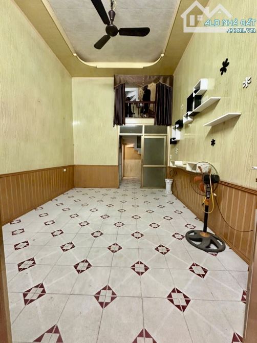 Bán nhà 2 tầng đủ công năng ngõ ô tô chạy thông toàn dân công chức ở - 1