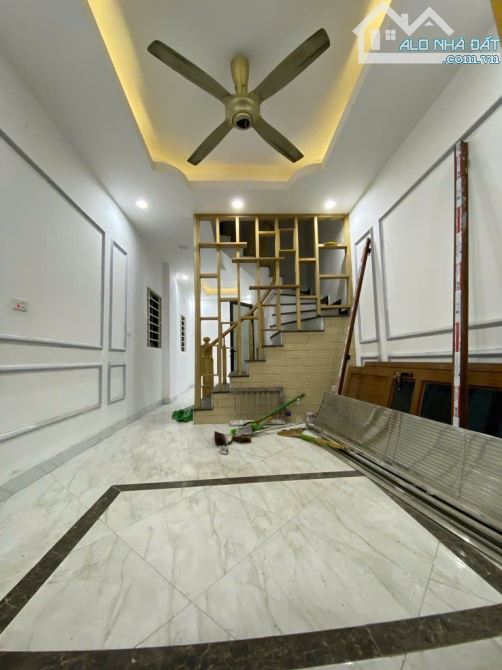 LÔ GÓC ĐẠI MỖ 37.2M2X4T, MẶT TIỀN 3.7M, Ô TÔ TRÁNH, KINH DOANH, GIÁ TỐT 7.65 TỶ TL - 1