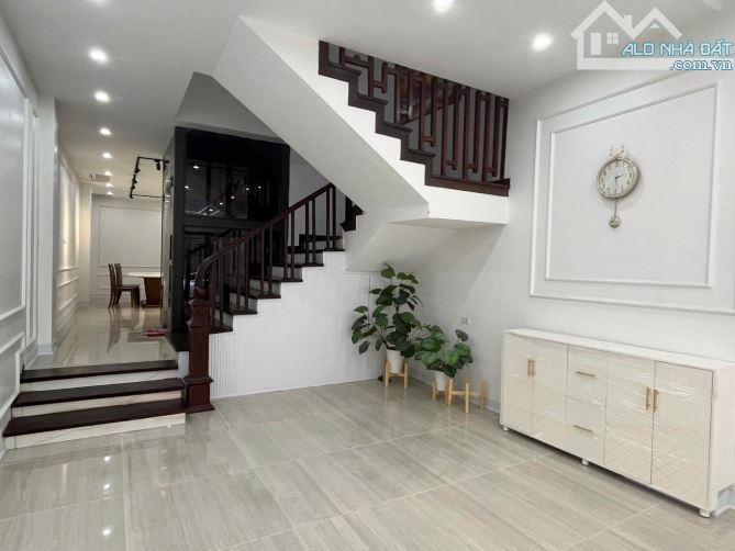 Bán nhà liền kề Văn Phú 90m², thang máy, full nội thất, gần công viên Tống Tất Thắng! - 1