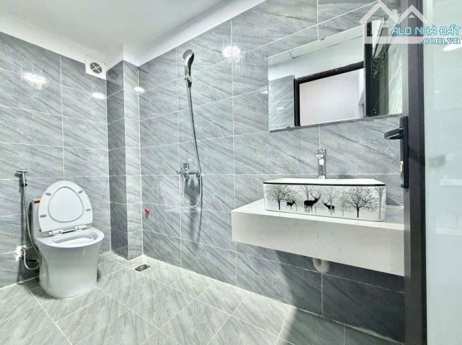 Bán Nhà  Đức Thắng ngõ ô tô ,kinh doanh ngày đêm , 30m2 x5 tầng , 7,7 tỷ - 2