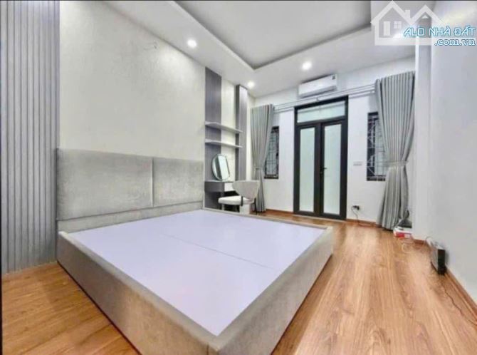 BÁN GẤP NHÀ CẦU DIỄN - BẮC TỪ LIÊM -5 TẦNG - SẴN Ở chỉ 5x TỶ - 2