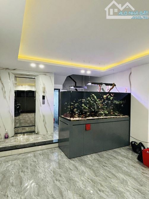 Siêu Phẩm MP Minh Khai 7T Thang Máy MT 6.3M Vỉa Hè Rộng KD Đỉnh Giá 20 Tỷ - 2