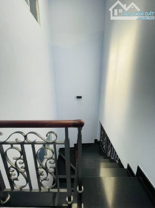 HXH - Cách Mạng Tháng 8 - Phường 5 - Tân Bình - DT 60m2(4x15) - 2
