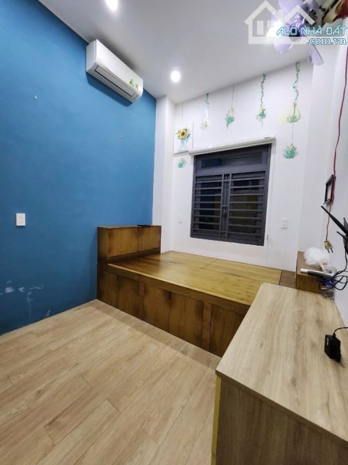 Bán nhà Huỳnh Tịnh Của P.Võ Thị Sáu Q.3, 3 tầng, tài lộc, chỉ 5.x tỷ - 2
