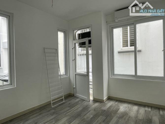 BÁN NHÀ ĐẸP NHẤT MỸ ĐÌNH, NAM TỪ LIÊM 40M, 4T, MT 4M, TẶNG NỘI THẤT, NHỈNH 8 TỶ. - 2