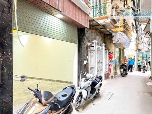 Cần bán em LÁNG giềng 52m2x4tầng , Mt 4m , giá chỉ 13tỷ - 2